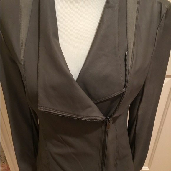 PURE DKNY MOTO LEATHER JACKET NWT SZ S ORIG $895!!! - Picture 3 of 10